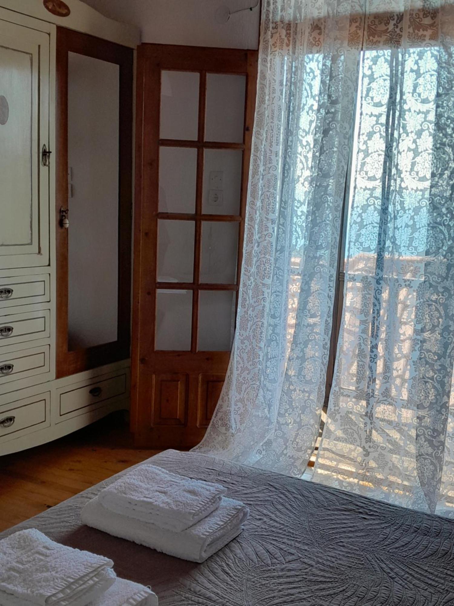 スカラ・ソティロス Athina'S Houseゲストハウス エクステリア 写真